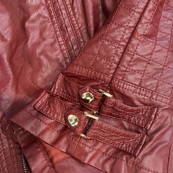 FOREVER 21 faux leather w/a military,biker ATTITUDE but refined w/style & class! - Picture 5 of 8